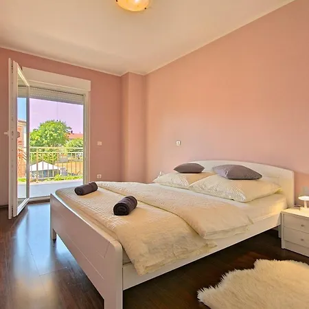 Daris & Kalas Apartamento *