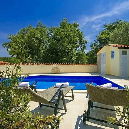 Apartamento Daris & Kalas Kaštel