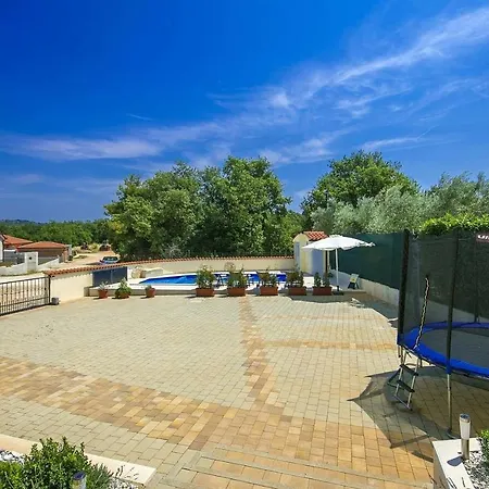 Daris & Kalas * Kaštel