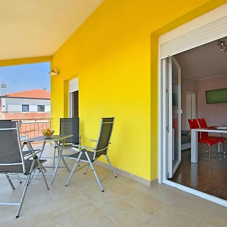 Daris & Kalas Διαμέρισμα Kaštel